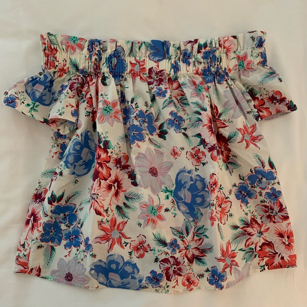 Gap Top